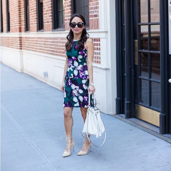 Banana Republic Floral Peplum Dress - Size 8 - Picture 1 of 7